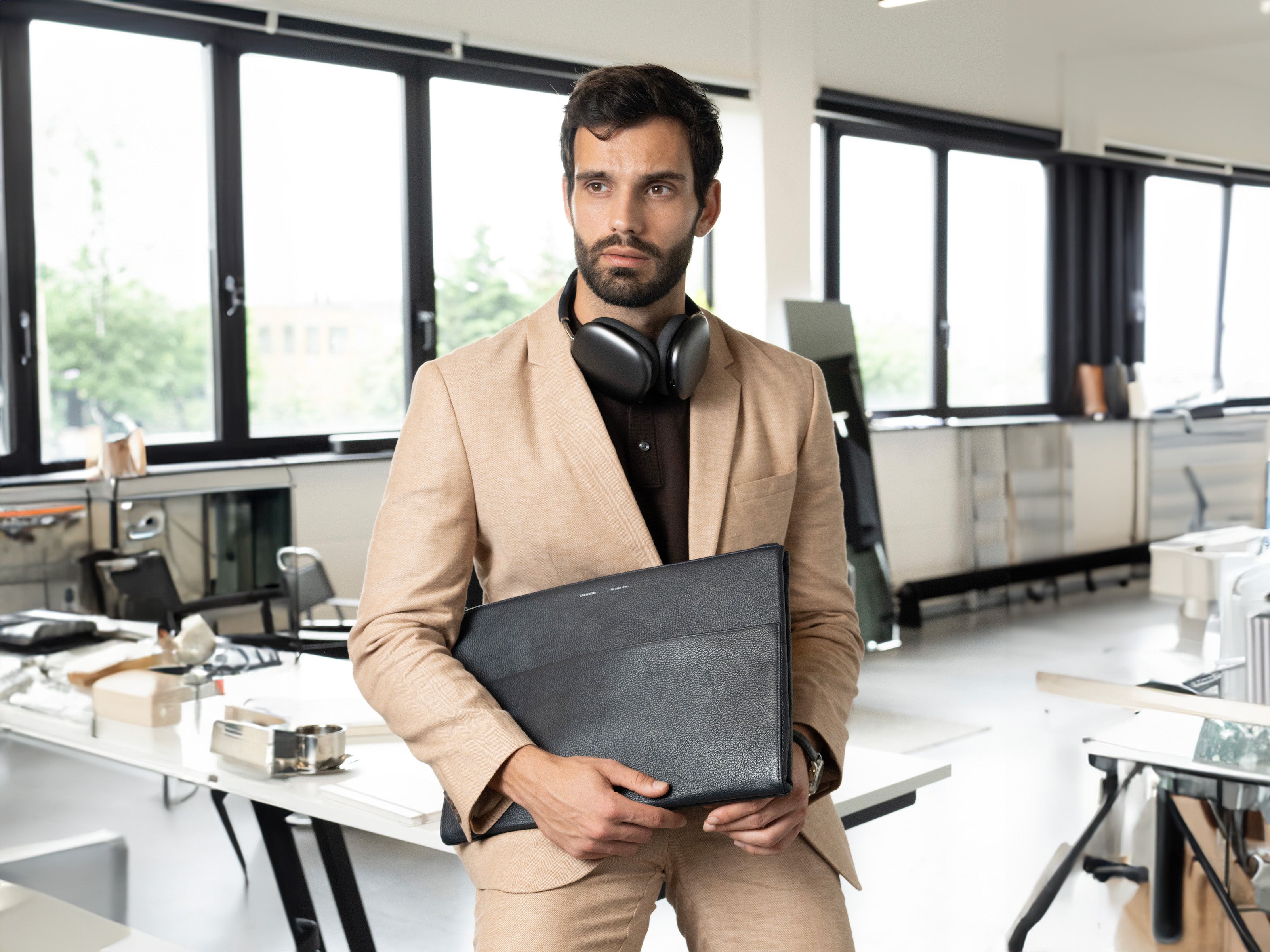 114 Leather Folio | Pebbled